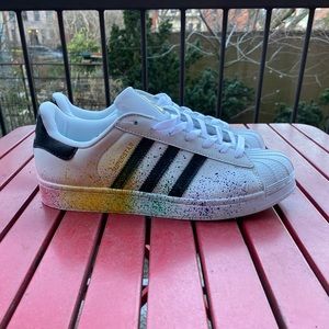Adidas Sneakers